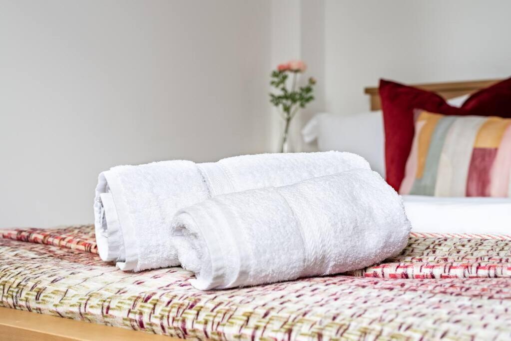 Dunstan House Luxury Holiday Home With Free Parking Oxford Exteriör bild
